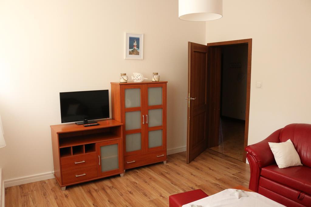 Hotel Lachowka Krepiec ภายนอก รูปภาพ